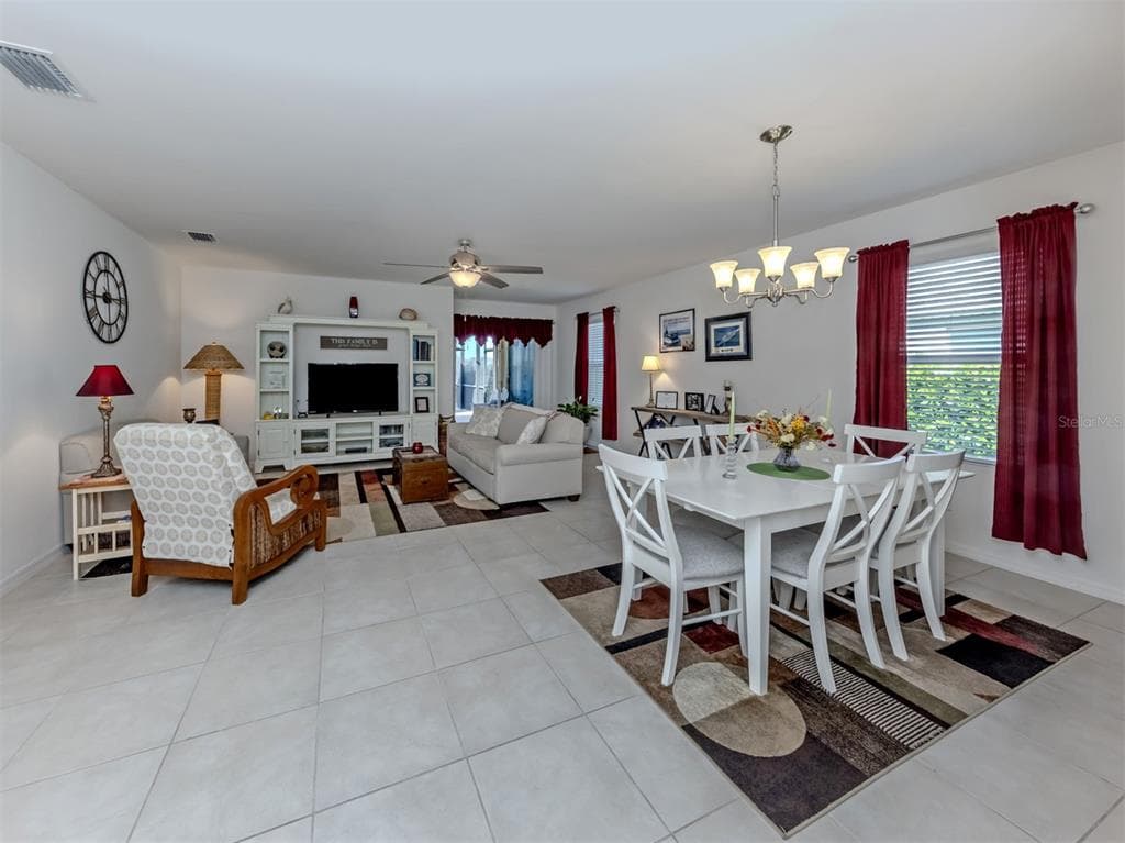 7045 WATERFORD PARKWAY photo 4