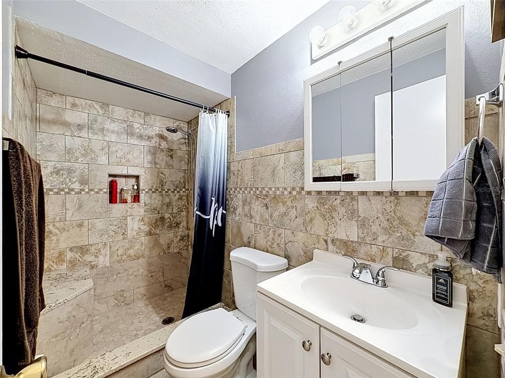 10115 OLEANDER DRIVE photo 23