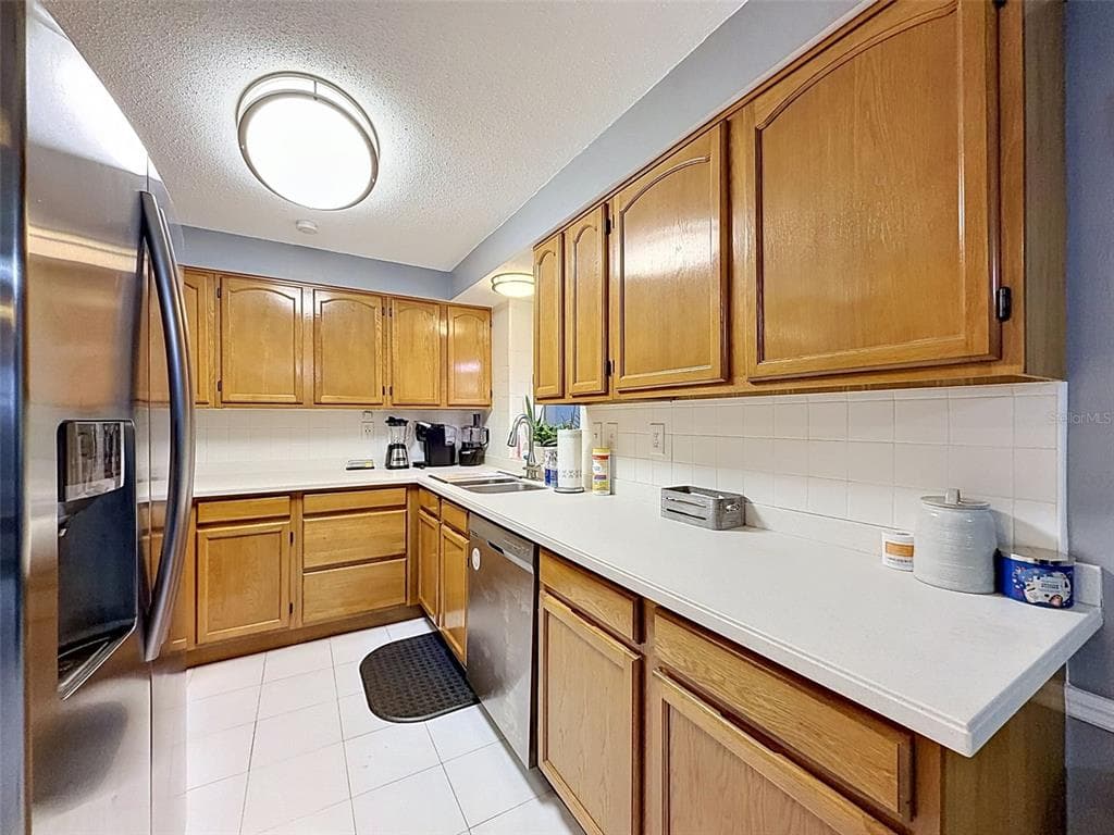 10115 OLEANDER DRIVE photo 7