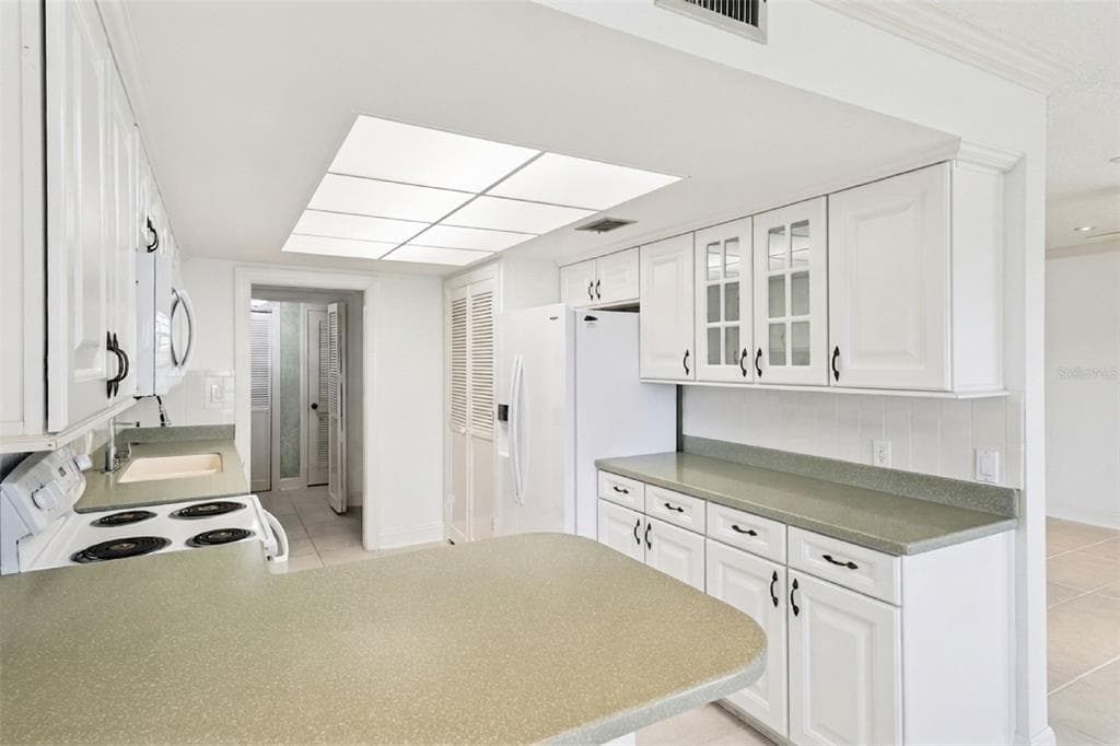 115 N INDIAN RIVER DRIVE 207 photo 17