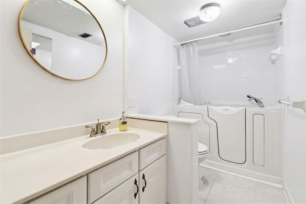 115 N INDIAN RIVER DRIVE 207 photo 12