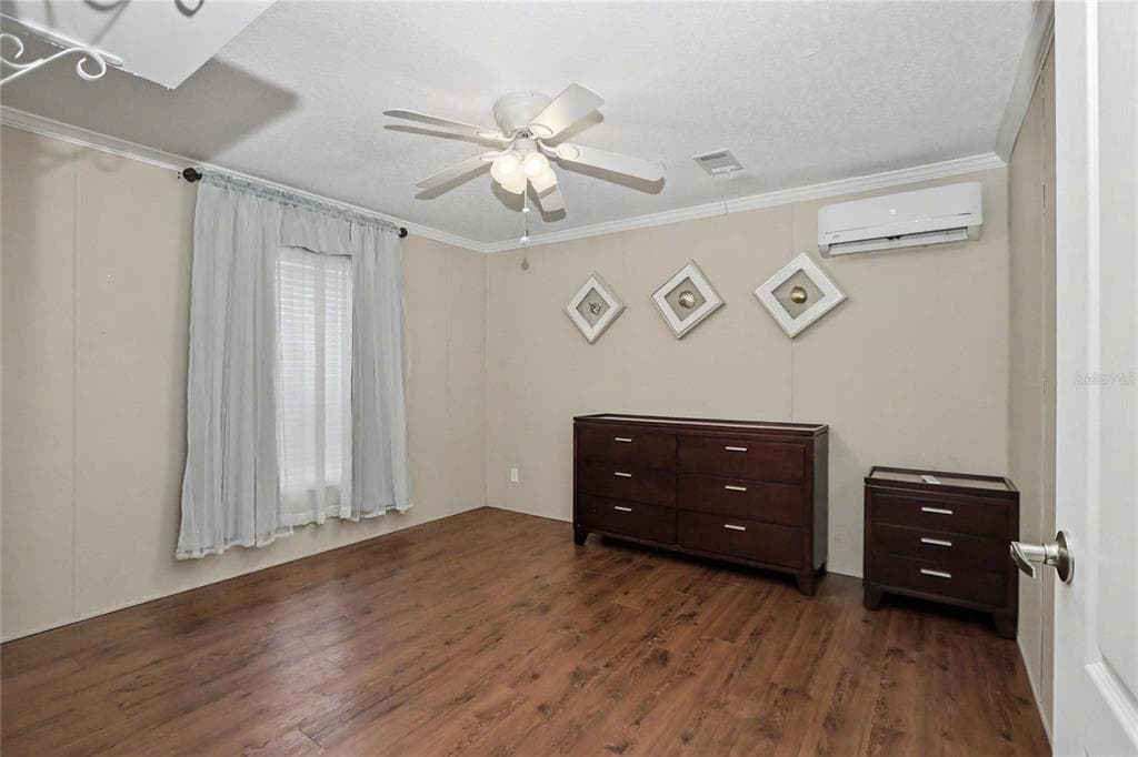 56348 MAPLE ROAD photo 20