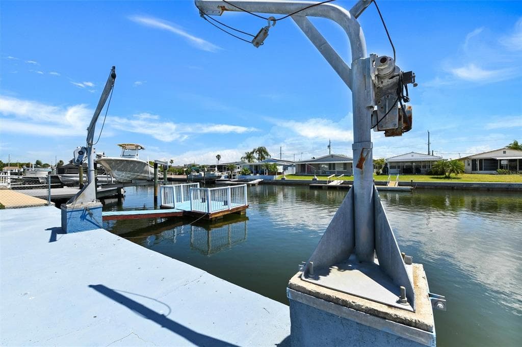 5106 BLUE HERON DRIVE photo 9