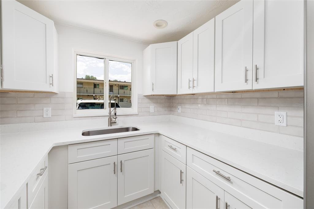 4550 OVERLOOK DRIVE NE 154 photo 18
