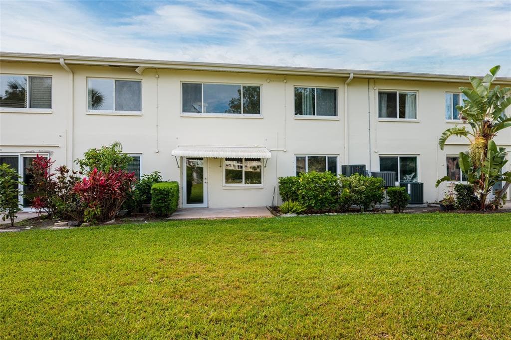 4550 OVERLOOK DRIVE NE 154 photo 25