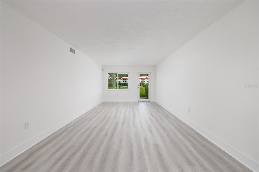 4550 OVERLOOK DRIVE NE 154 photo 21