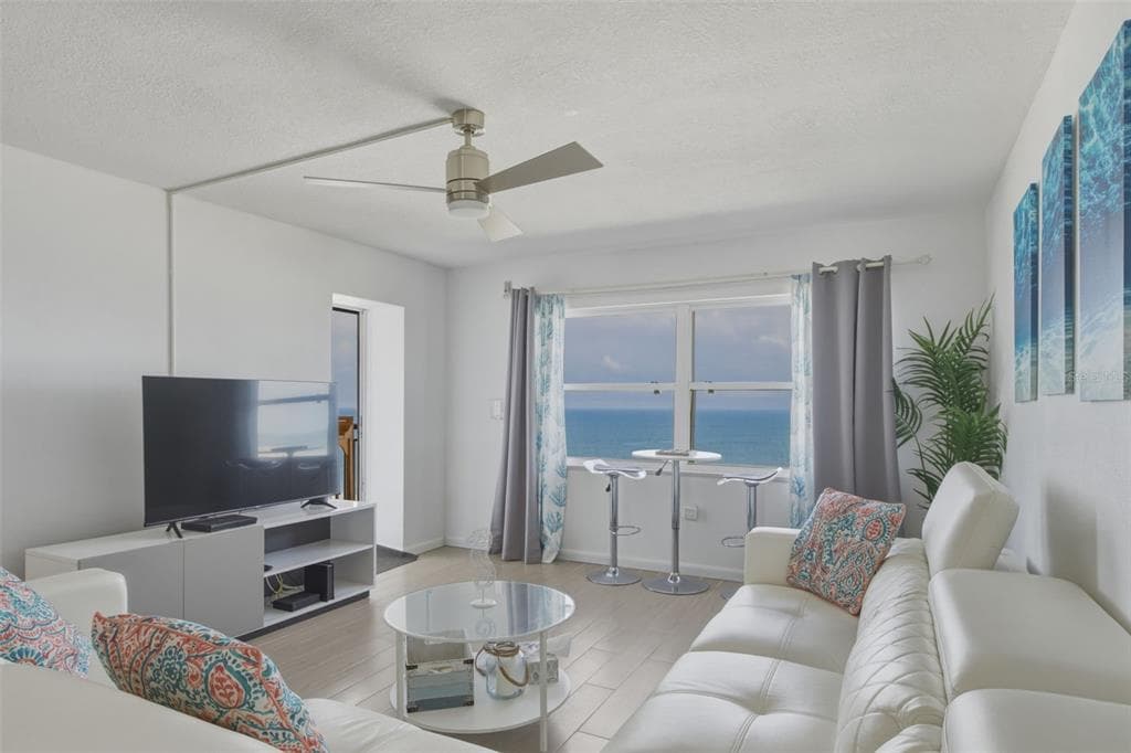 1270 GULF BOULEVARD 1202 photo 8