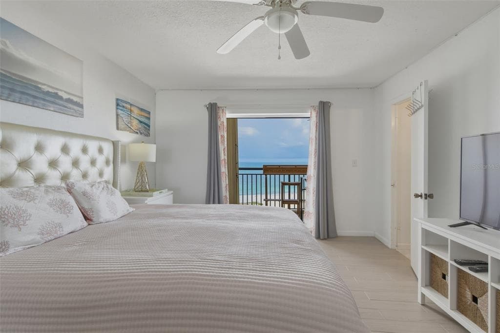 1270 GULF BOULEVARD 1202 photo 21