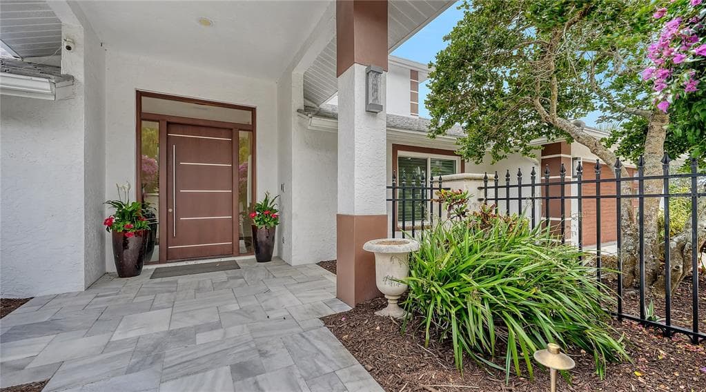 7689 COVE TERRACE photo 4