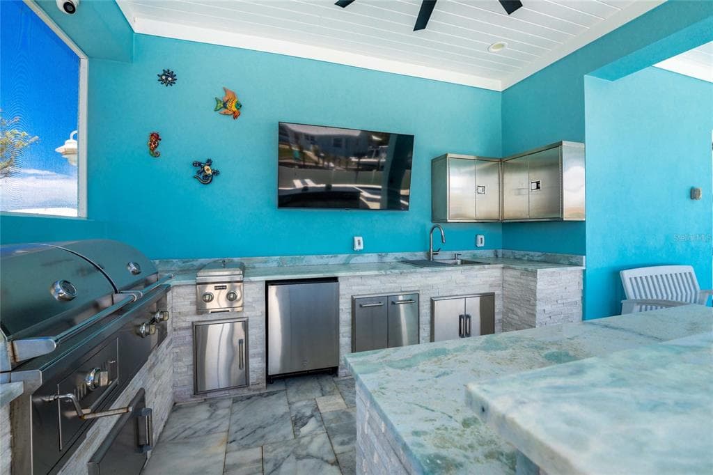 9290 PINE COVE DRIVE photo 10