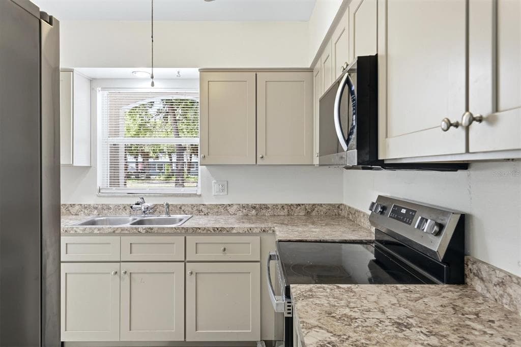 9914 SEBASTIAN COURT photo 23