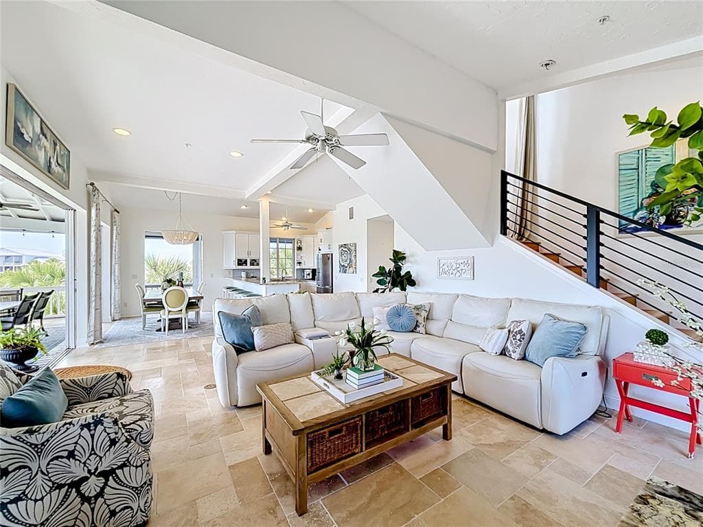39 BAYSHORE CIRCLE photo 22