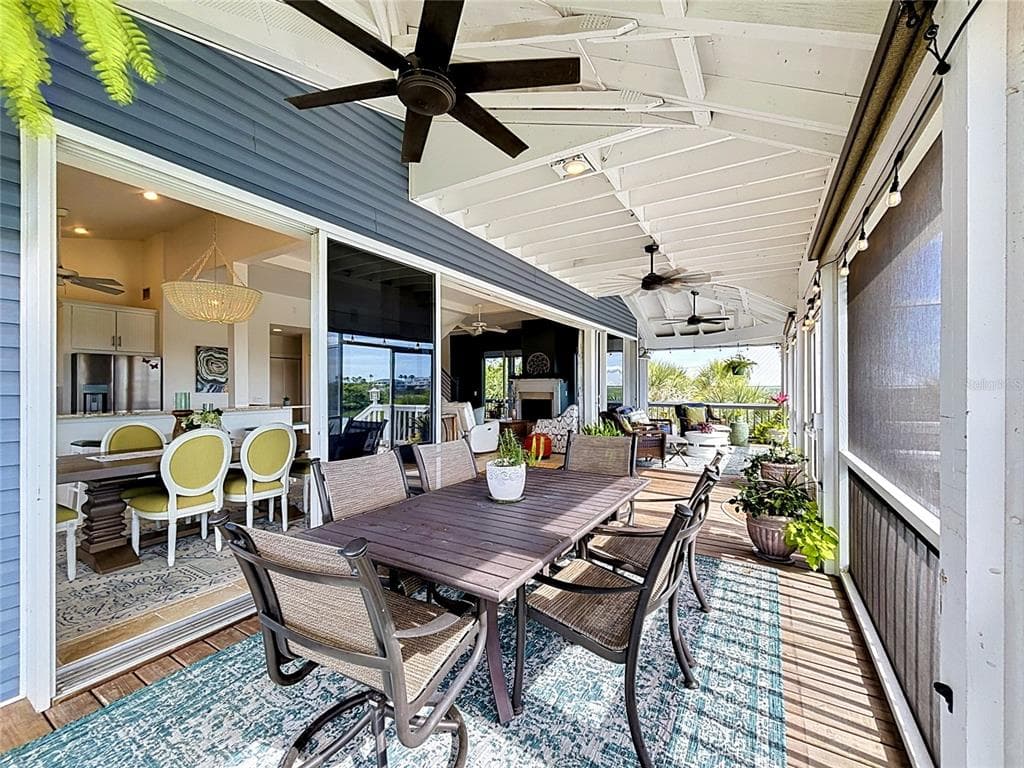 39 BAYSHORE CIRCLE photo 14