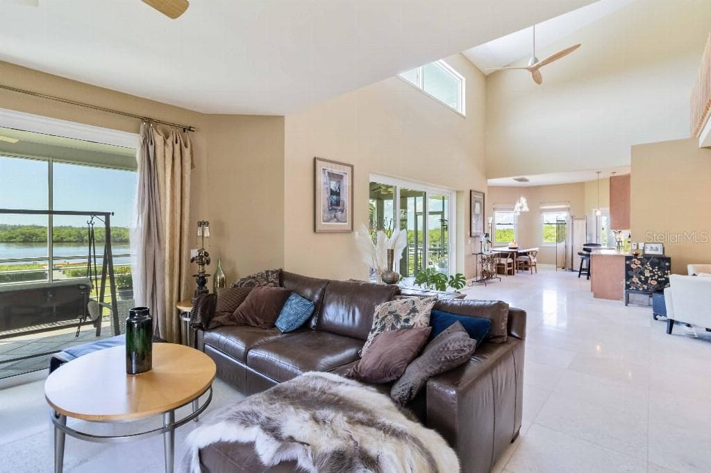 6511 BAYSHORE ROAD photo 13