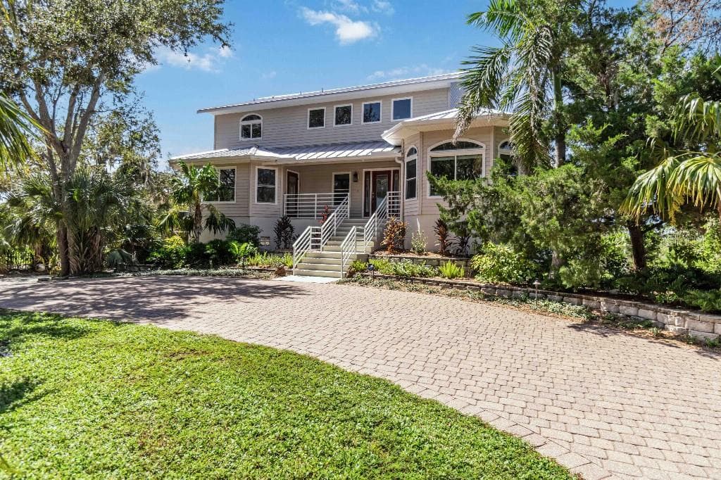 6511 BAYSHORE ROAD photo 4