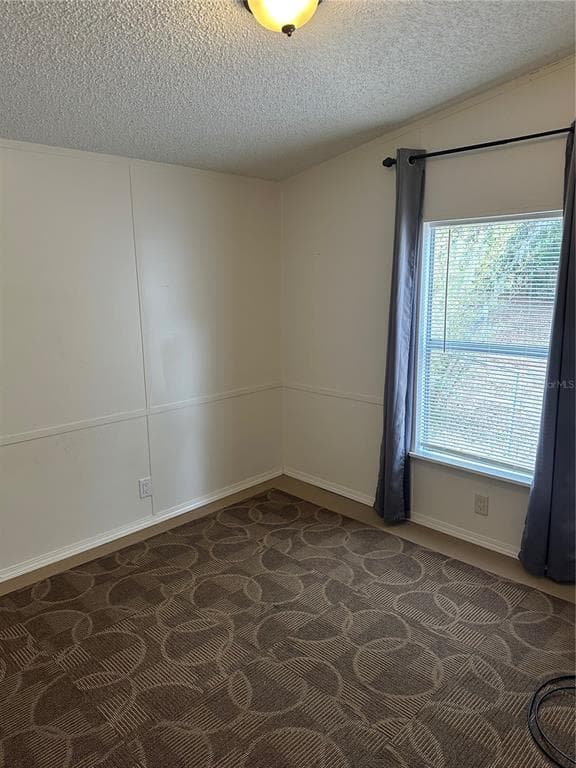 212 ASHLEY STREET photo 15