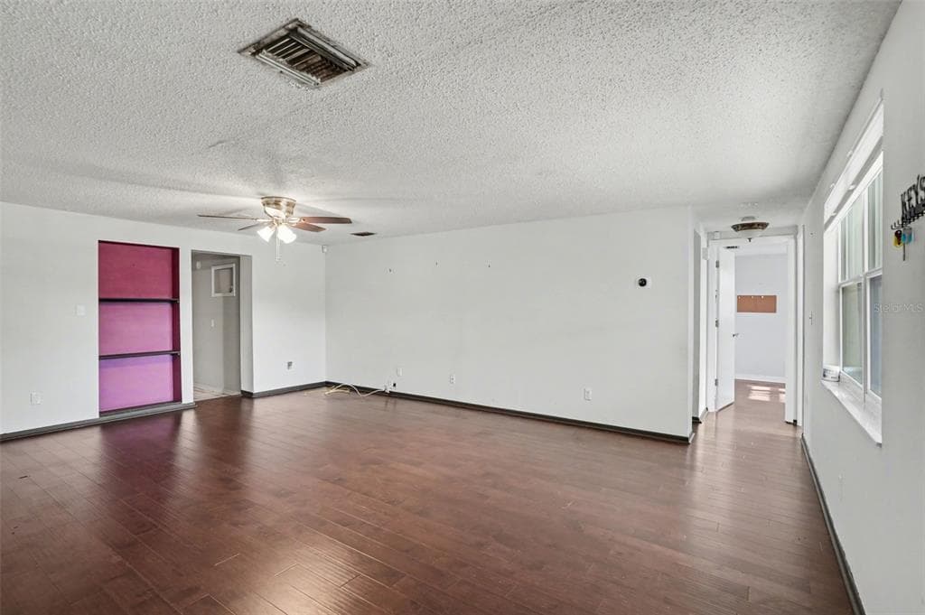 2217 HARRISON DRIVE photo 5