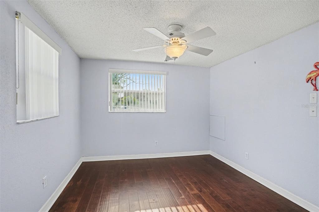 2217 HARRISON DRIVE photo 15
