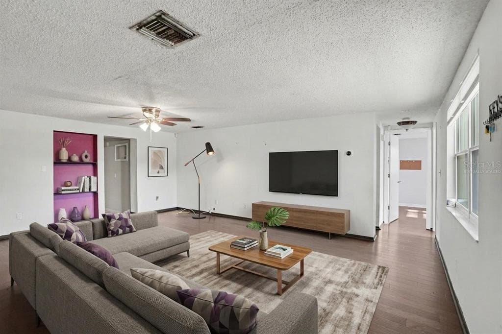 2217 HARRISON DRIVE photo 4