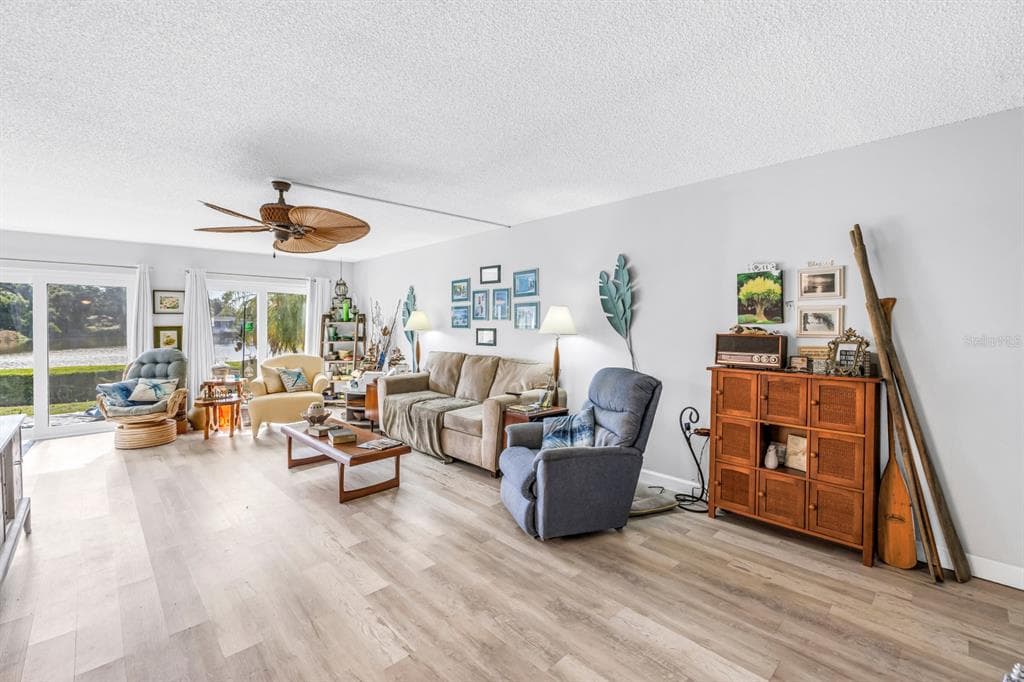 1655 S HIGHLAND AVENUE J187 photo 3