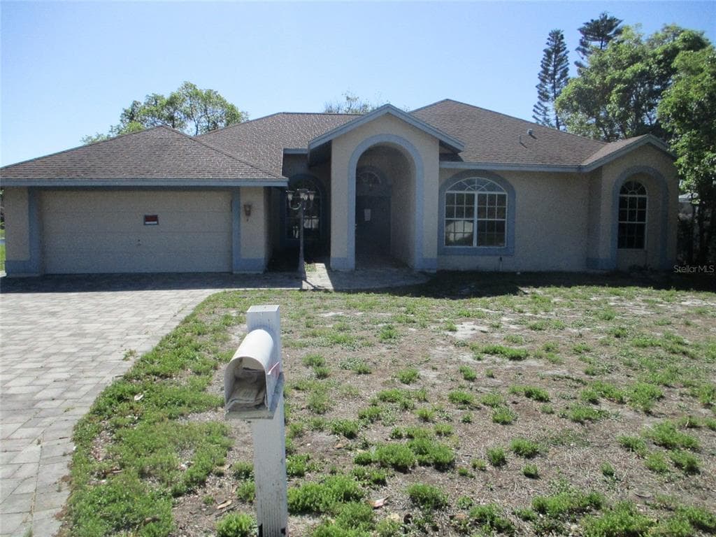 8904 PLANTERS LANE 1