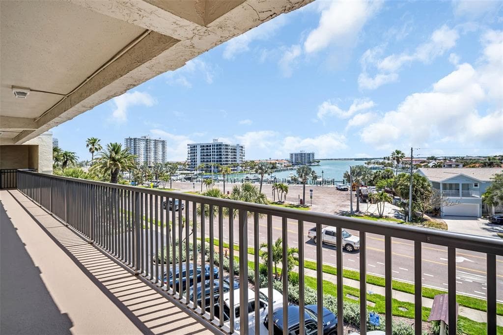 3500 GULF BOULEVARD 407B photo 3