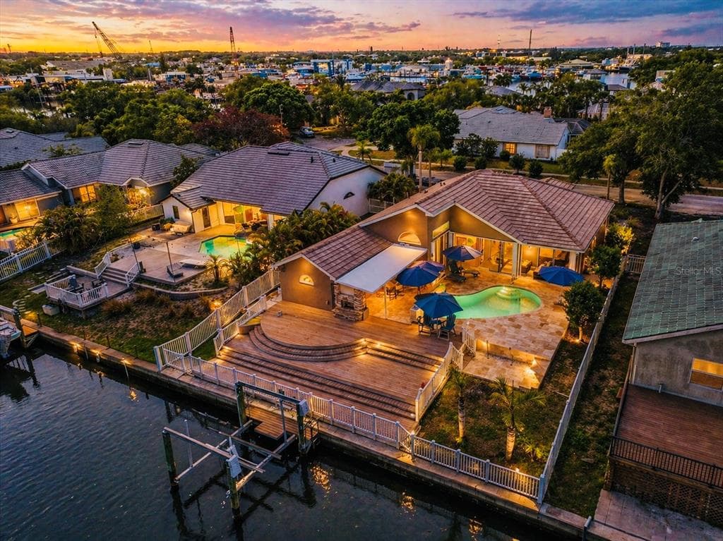 1114 MARINA DRIVE photo 2