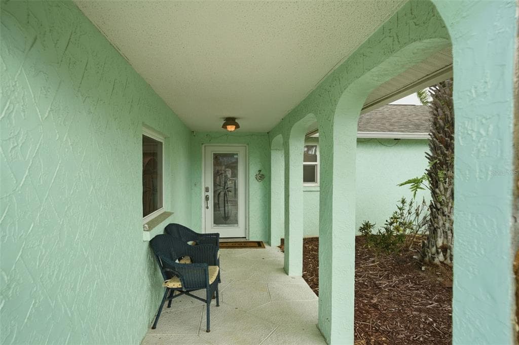 13822 MALCOLM AVENUE photo 5
