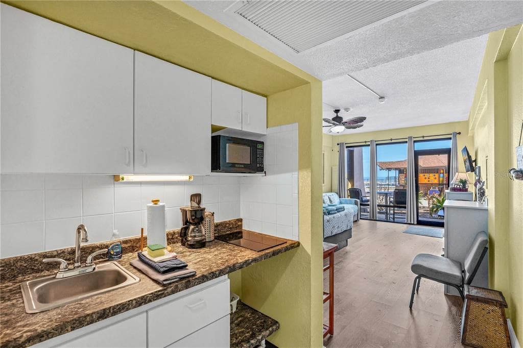 2301 S ATLANTIC AVENUE 126 photo 6