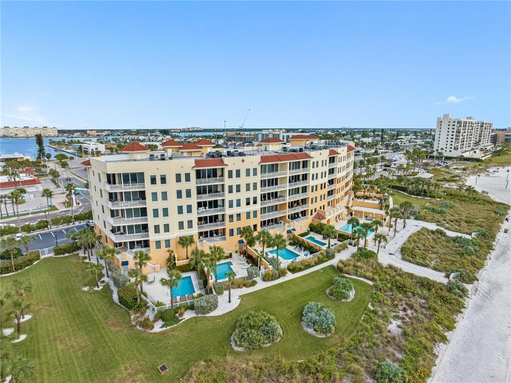 15208 GULF BOULEVARD 601 photo 17