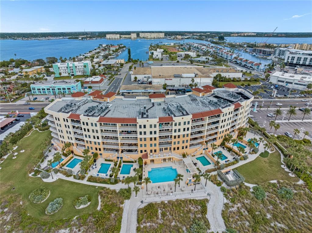 15208 GULF BOULEVARD 601 photo 16