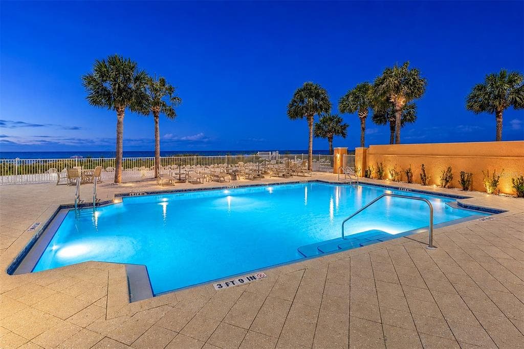 15208 GULF BOULEVARD 601 photo 14