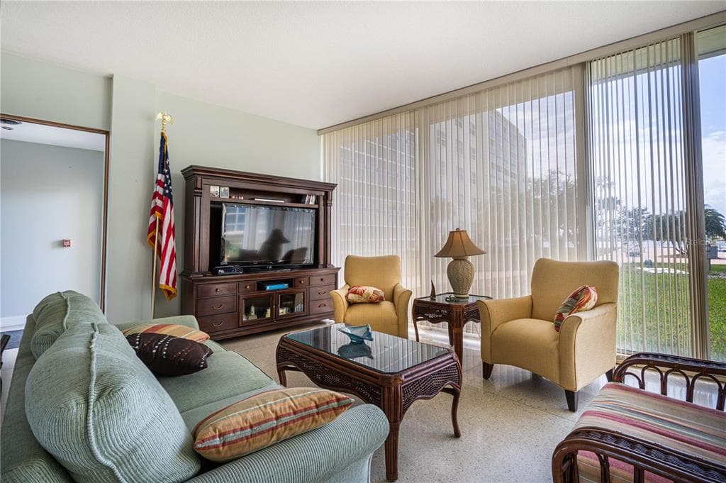 1224 S PENINSULA DRIVE 415 photo 22