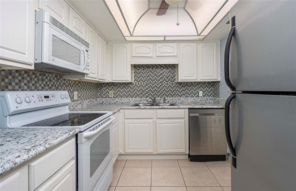 1224 S PENINSULA DRIVE 415 photo 8