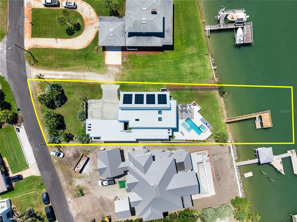 1800 N INDIAN RIVER ROAD photo 9