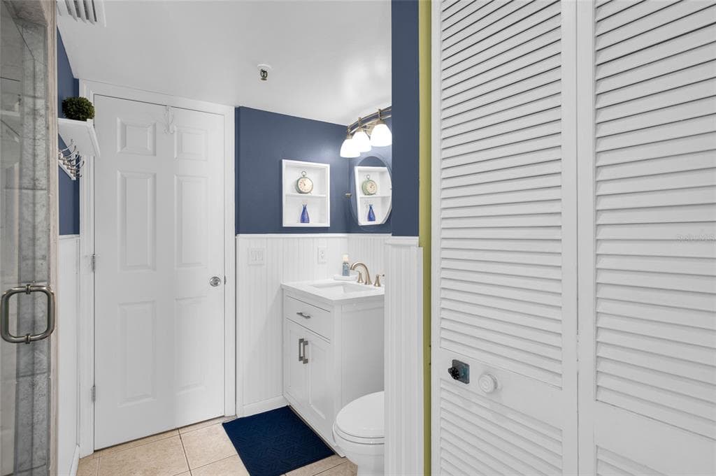 421 S ATLANTIC AVENUE 302 photo 23