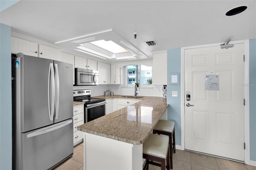 421 S ATLANTIC AVENUE 302 photo 10