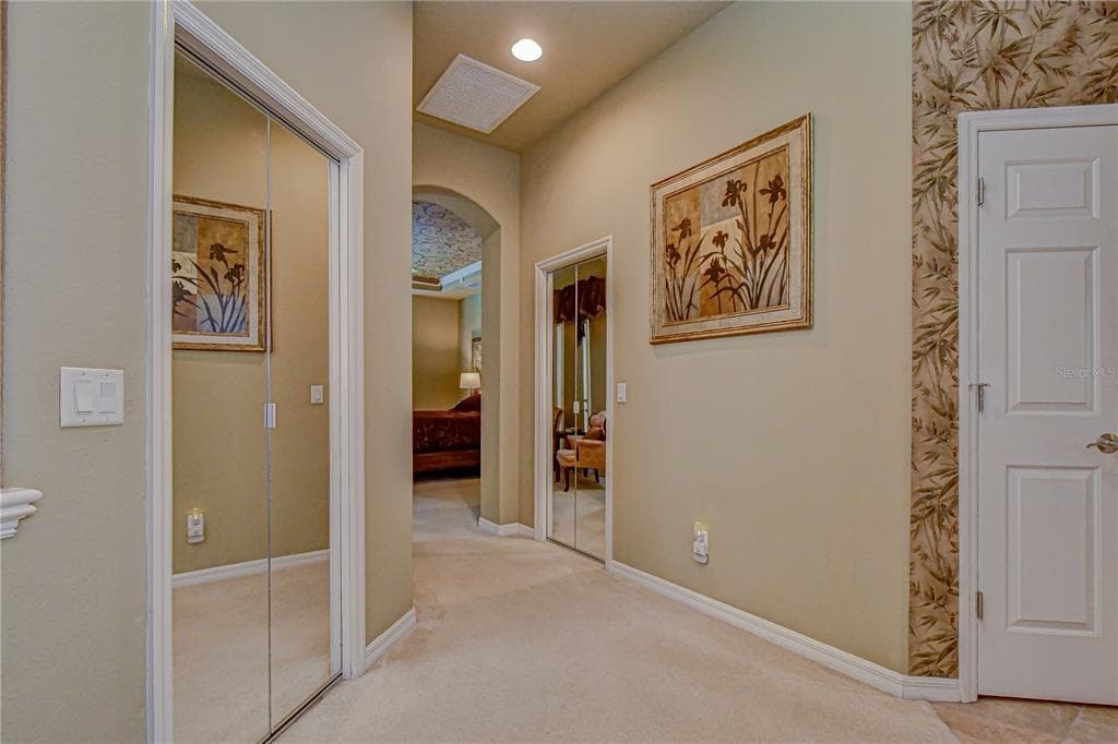 20915 LAKE VIENNA DRIVE photo 17