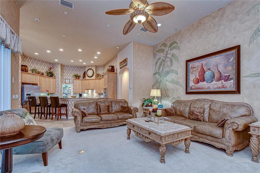 20915 LAKE VIENNA DRIVE photo 16