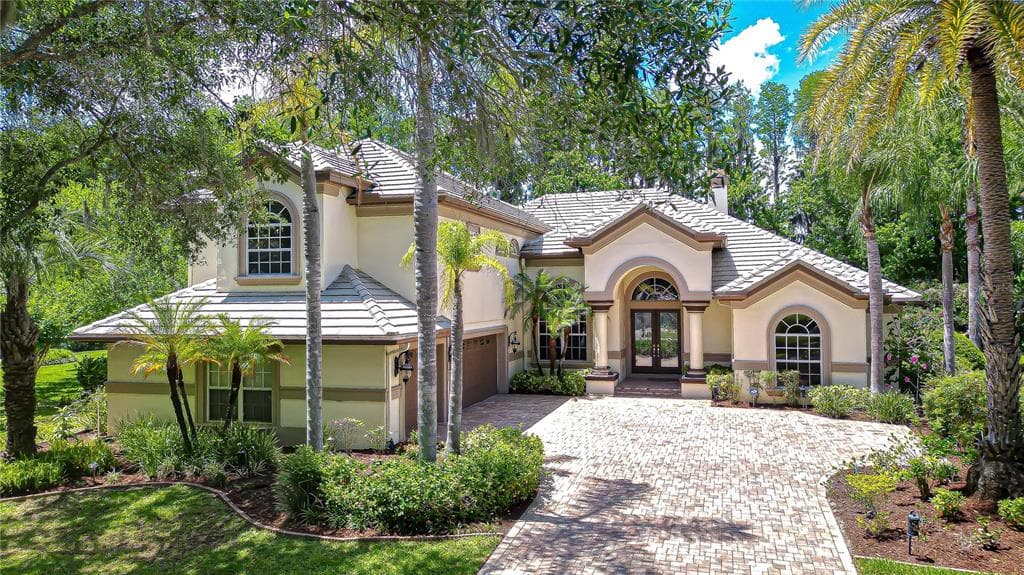 20915 LAKE VIENNA DRIVE 1
