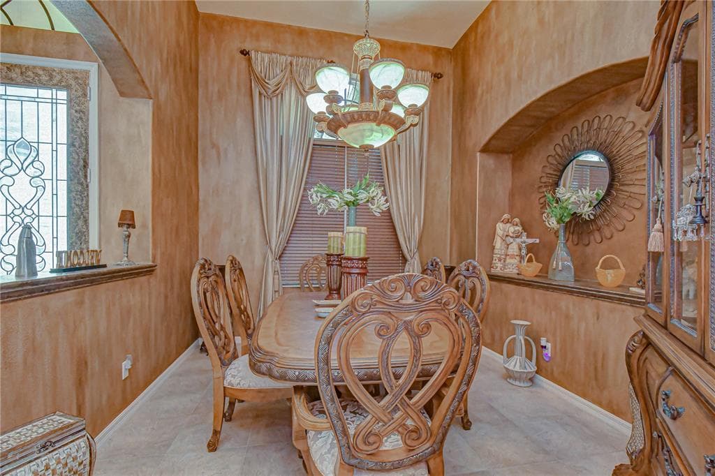 20915 LAKE VIENNA DRIVE photo 9
