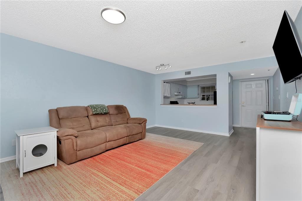 6817 STONES THROW CIRCLE N 17203 photo 8