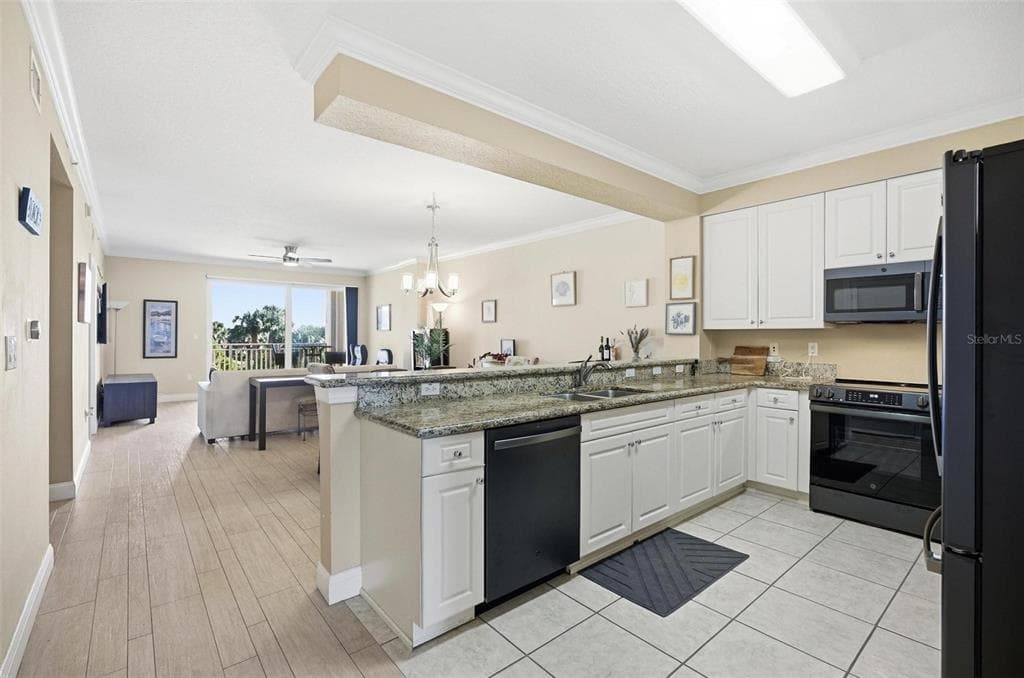 60 SURFVIEW DRIVE 122 photo 6