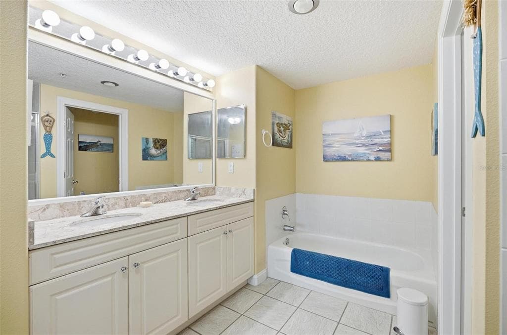 60 SURFVIEW DRIVE 122 photo 20