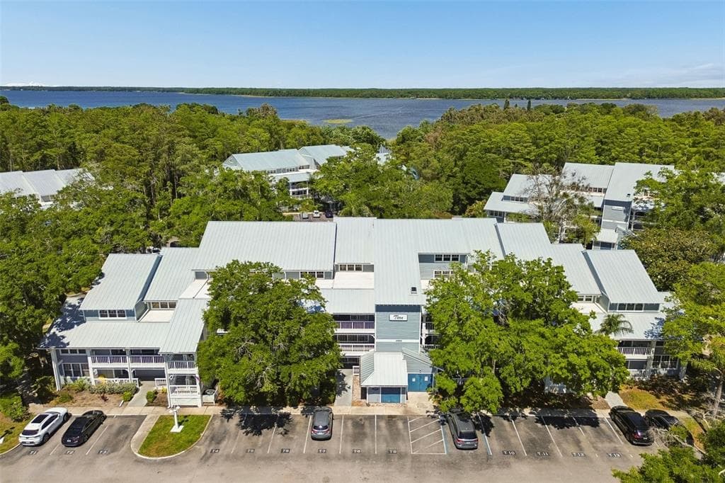 2599 DOLLY BAY DRIVE 302 photo 1