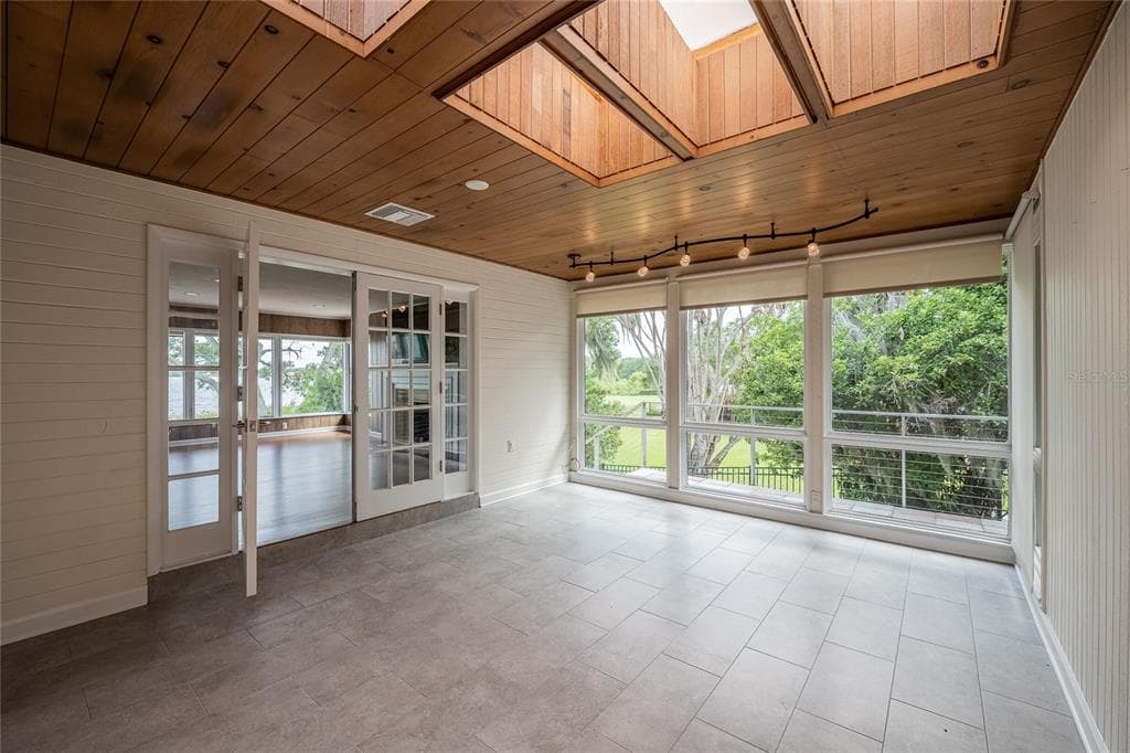 7 LAKE HOLLINGSWORTH DRIVE photo 11