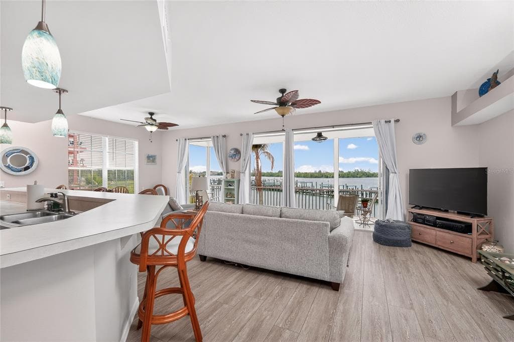 1390 BEACH ROAD 1 photo 6