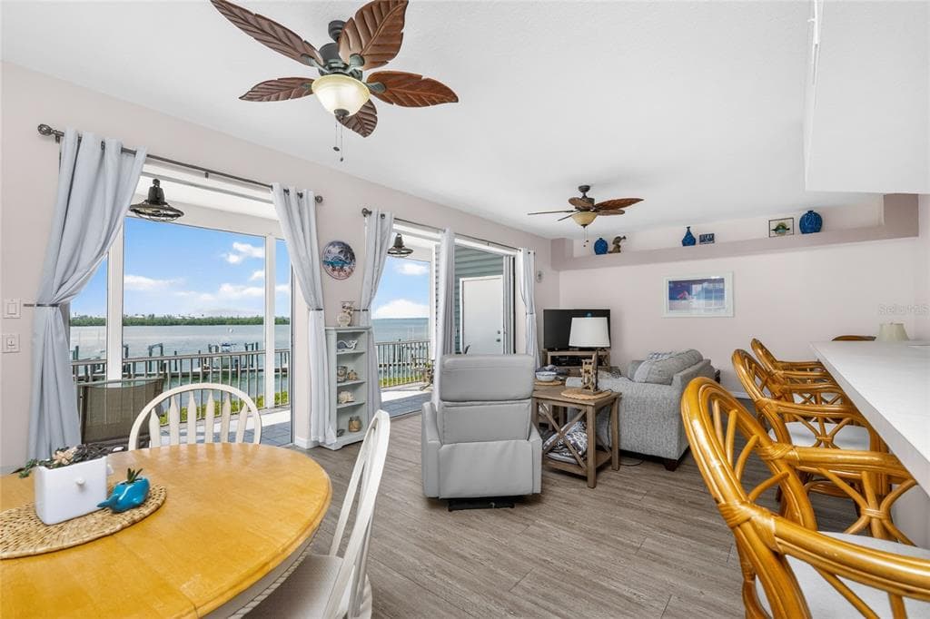 1390 BEACH ROAD 1 photo 13