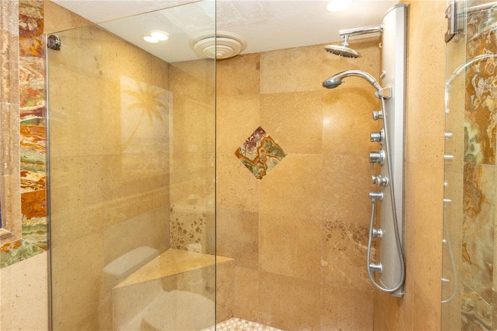 736 ISLAND WAY 804 photo 22