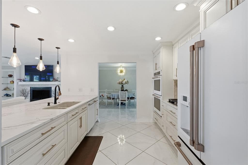 3678 E LAKE DRIVE photo 15